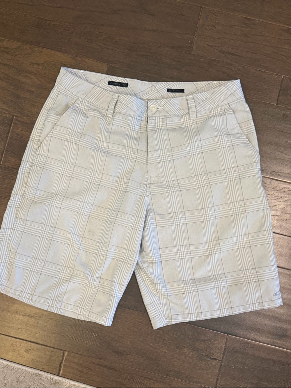 O'Neill light grey and white vertical striped shorts Men’s Size 36”